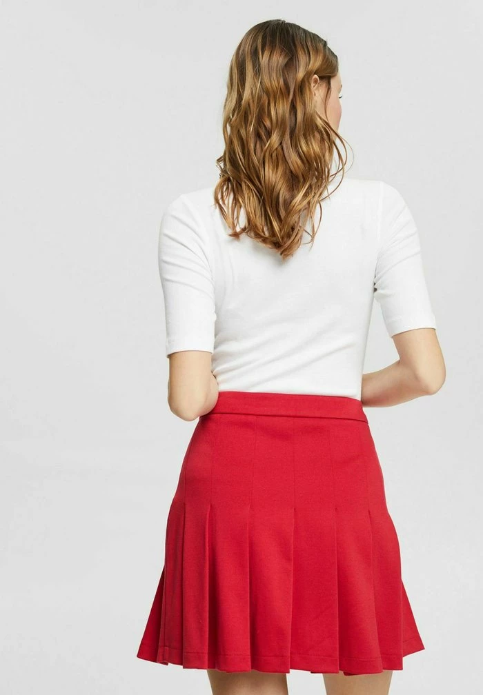 Edc By Esprit Pleated Skirt - Red 3 Edc By Esprit Pleated Skirt - Red - Image 3