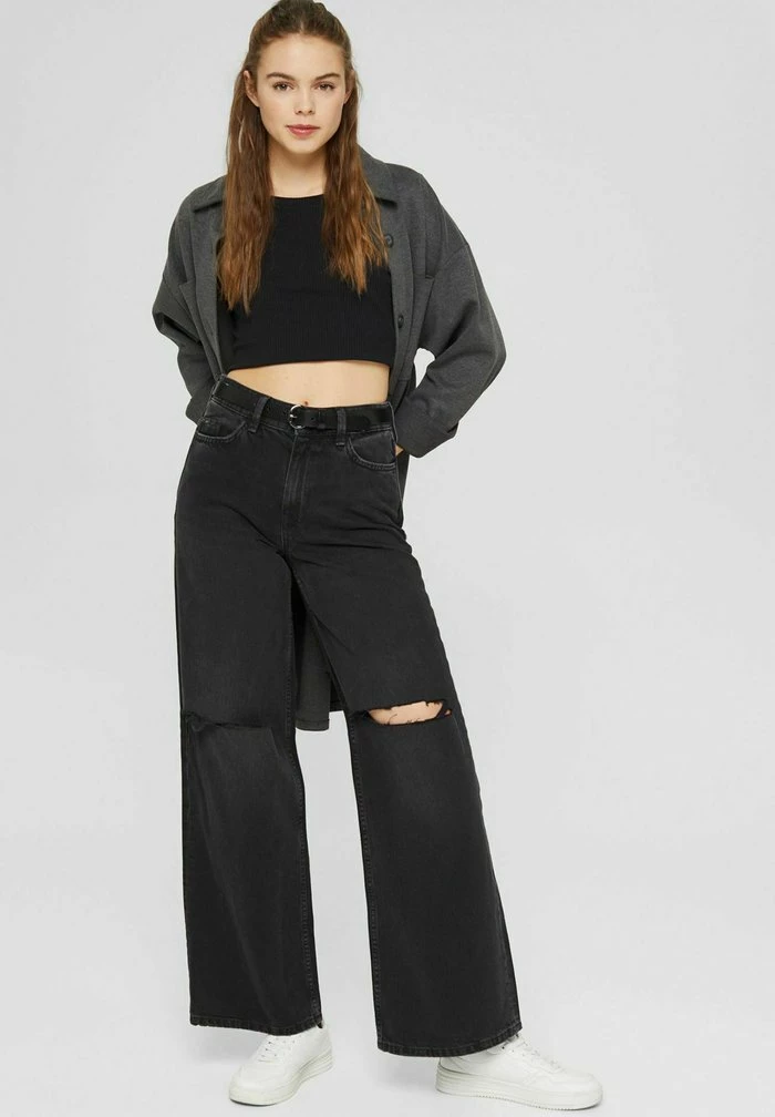 Edc By Esprit Flared Jeans - Black Dark Wash 2 Edc By Esprit Flared Jeans - Black Dark Wash - Image 2