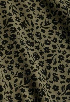 Edc By Esprit EASY BLOUSE - Blouse - Dark Khaki 17 Edc By Esprit EASY BLOUSE - Blouse - Dark Khaki -edc by Esprit Shop 2b8c80bbc5f94e3980c9edfb82e67f2d