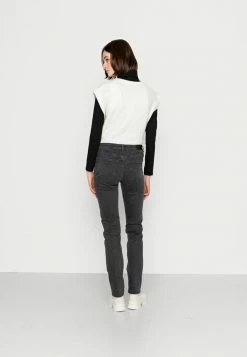 Edc By Esprit Straight Leg Jeans - Black Dark Wash -edc by Esprit Shop 2c7f7e7ed8d74a199b5f582b4c19bd15