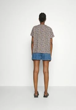 Edc By Esprit Blouse - Olive 9 Edc By Esprit Blouse - Olive -edc by Esprit Shop 324bd76a0a9f492ab1e0bd653de0fc2b