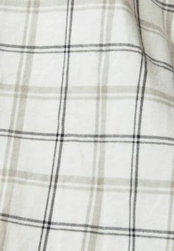 Edc By Esprit REGULAR FIT - Shirt - Off White -edc by Esprit Shop 4297ba411cd24410adc83fdc4f033e59