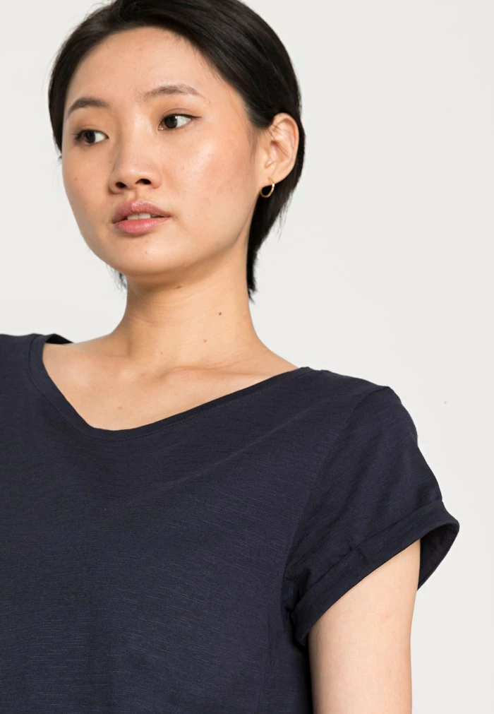 Edc By Esprit SLUB ROUND NECK 2 PACK - Basic T-shirt - Navy 5 Edc By Esprit SLUB ROUND NECK 2 PACK - Basic T-shirt - Navy - Image 5