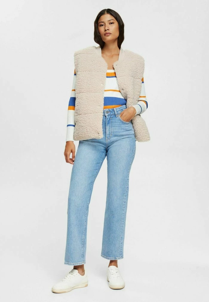 Edc By Esprit Straight Leg Jeans - Blue Medium Washed 2 Edc By Esprit Straight Leg Jeans - Blue Medium Washed - Image 2