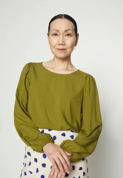 Edc By Esprit Blouse - Olive 9 Edc By Esprit Blouse - Olive -edc by Esprit Shop 59f6c9dcf34e4250a92e0b2e06c95f69