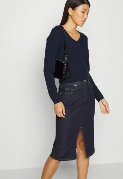 Edc By Esprit BASIC V-NECK - Jumper - Navy 9 Edc By Esprit BASIC V-NECK - Jumper - Navy -edc by Esprit Shop 5beddbb5396f4857be0de373f8181329