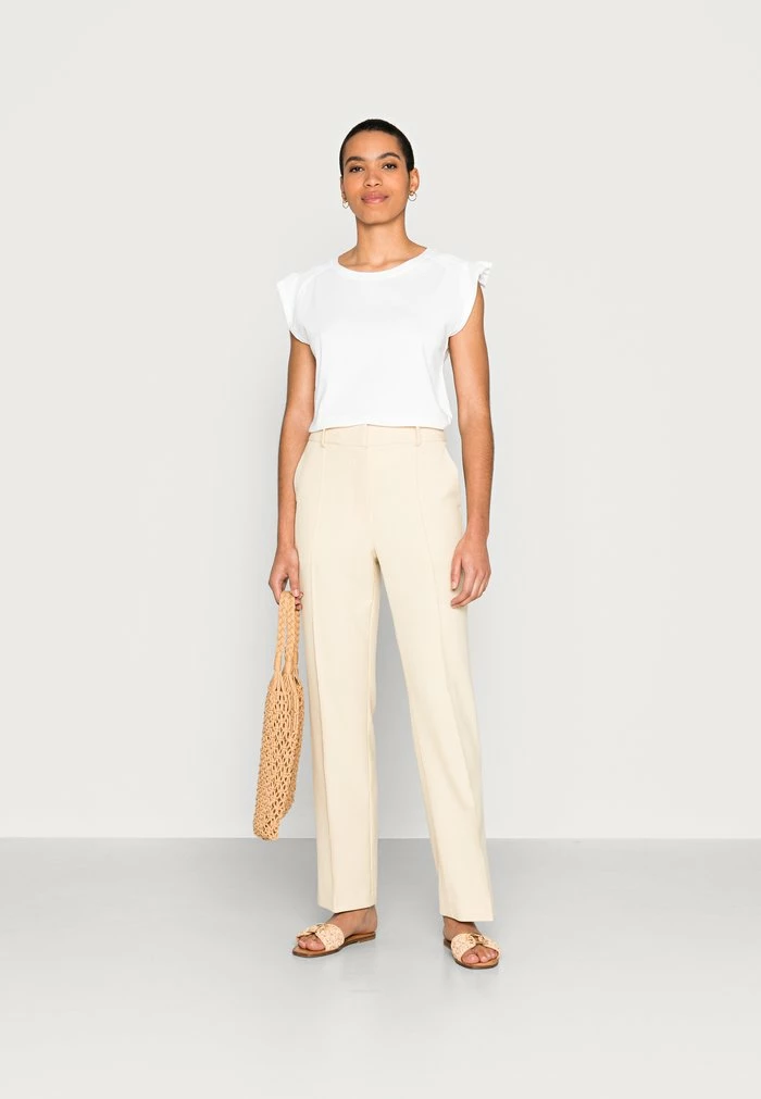 Edc By Esprit Basic T-shirt - White 2 Edc By Esprit Basic T-shirt - White - Image 2