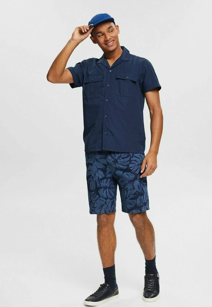 Edc By Esprit TROPISCHEM PRINT - Denim Shorts - Blue Medium Washed 2 Edc By Esprit TROPISCHEM PRINT - Denim Shorts - Blue Medium Washed - Image 2