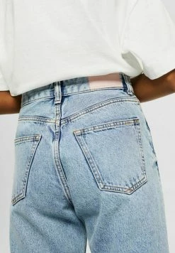 Edc By Esprit Straight Leg Jeans - Blue Light Washed 10 Edc By Esprit Straight Leg Jeans - Blue Light Washed -edc by Esprit Shop 72ab0577d9cb406298b557862dbf21f2