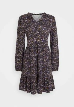 Edc By Esprit TIERED DRESS - Jersey Dress - Black -edc by Esprit Shop 744b0c0e6fab49b7acee46f927587e32