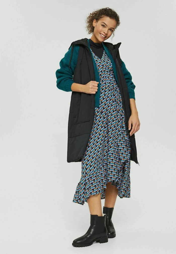 Edc By Esprit Day Dress - Emerald Green 2 Edc By Esprit Day Dress - Emerald Green - Image 2