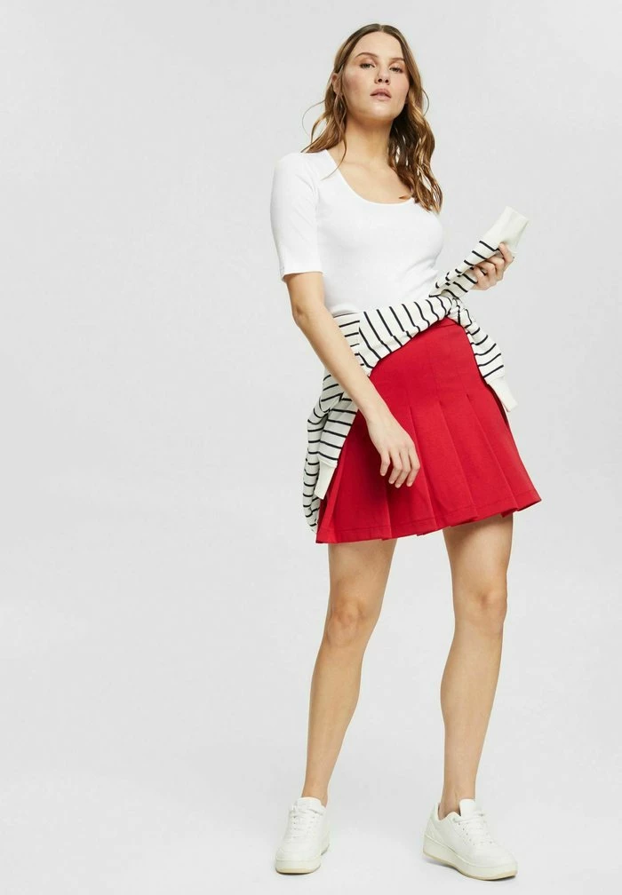 Edc By Esprit Pleated Skirt - Red 2 Edc By Esprit Pleated Skirt - Red - Image 2