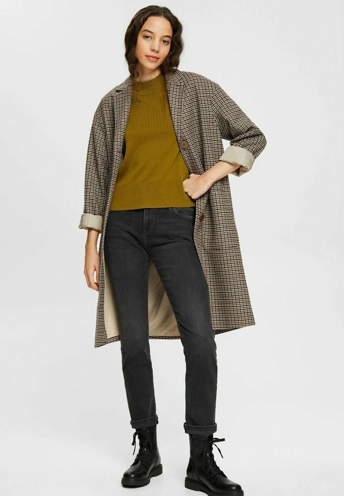 Edc By Esprit Slim Fit Jeans - Black Dark Washed 2 Edc By Esprit Slim Fit Jeans - Black Dark Washed - Image 2