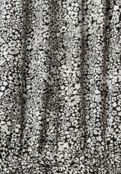 Edc By Esprit GATHERED - Day Dress - New Black 14 Edc By Esprit GATHERED - Day Dress - New Black -edc by Esprit Shop a936c688817d472d8b856586241db2ad