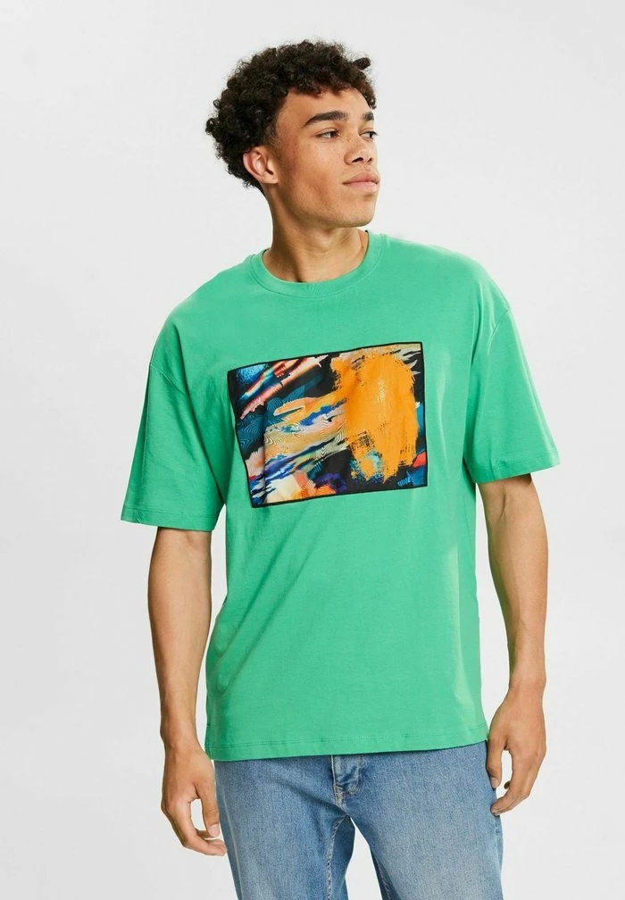 Edc By Esprit MIT GROSSEM AUFNÄHER - Print T-shirt - Green 5 Edc By Esprit MIT GROSSEM AUFNÄHER - Print T-shirt - Green - Image 5