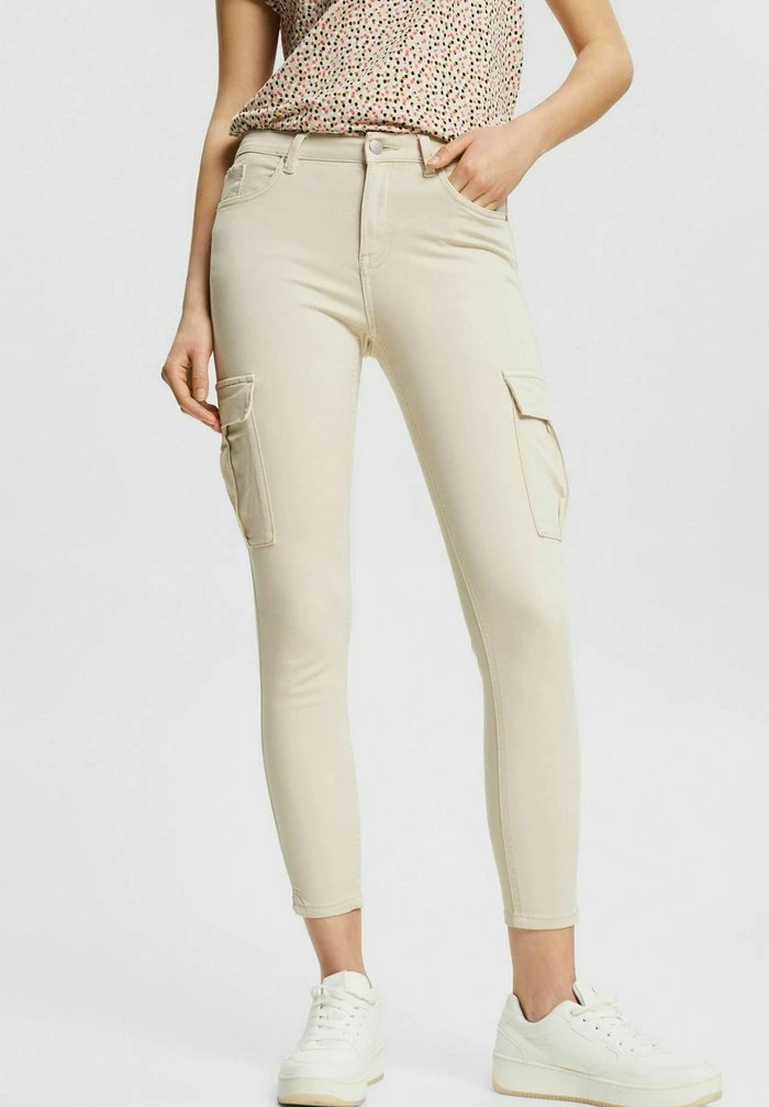 Edc By Esprit IM CARGO LOOK - Cargo Trousers - Sand 1 Edc By Esprit IM CARGO LOOK - Cargo Trousers - Sand