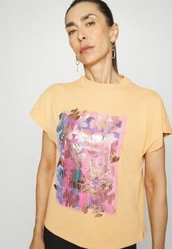 Edc By Esprit MOCKNECK - Print T-shirt - Peach 9 Edc By Esprit MOCKNECK - Print T-shirt - Peach -edc by Esprit Shop bf134b62d29f4a18bb43970beaacc33e