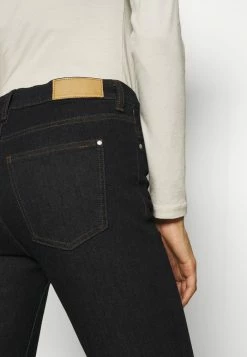 Edc By Esprit Jeans Skinny Fit - Blue Rinse -edc by Esprit Shop c3013d6e146c4e77bf851882b4749d1c