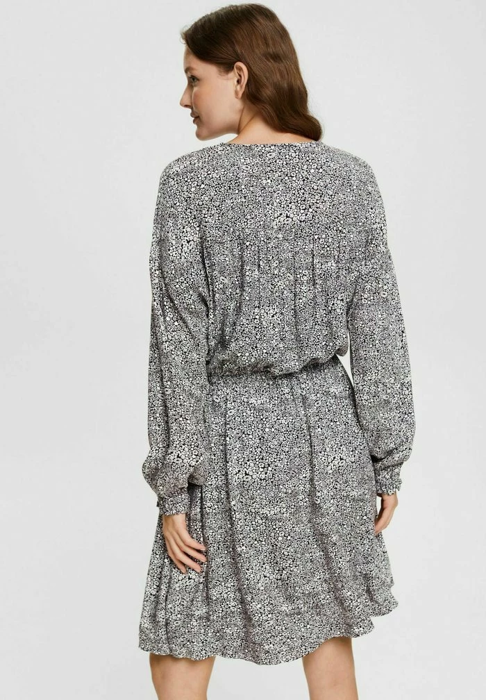 Edc By Esprit GATHERED - Day Dress - New Black 3 Edc By Esprit GATHERED - Day Dress - New Black - Image 3