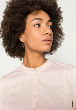 Edc By Esprit OCS POPLIN - Blouse - Dusty Nude -edc by Esprit Shop c3fd35cde257476d837f6819b38c5332