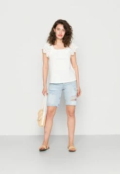 Edc By Esprit ANGLAI - Print T-shirt - Off White -edc by Esprit Shop c927bd630ed64b16850231a904b624f7