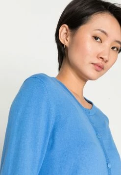 Edc By Esprit BASIC CREWNECK CARDIGAN - Cardigan - Blue 9 Edc By Esprit BASIC CREWNECK CARDIGAN - Cardigan - Blue -edc by Esprit Shop cc4e74b858f046818da5cc46797708f4