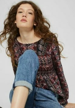 Edc By Esprit MIT SMOK DETAILS - Blouse - Garnet Red 13 Edc By Esprit MIT SMOK DETAILS - Blouse - Garnet Red -edc by Esprit Shop cf99b4bb4b2a460691b8e06ae022240f