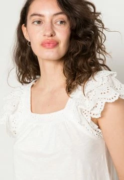 Edc By Esprit ANGLAI - Print T-shirt - Off White -edc by Esprit Shop d050f500154b4a44af3d8b120561c928