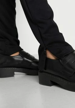 Edc By Esprit PUNTI PANTS - Trousers - Black -edc by Esprit Shop d94cef7686ec43fa8a2312b8596259d3