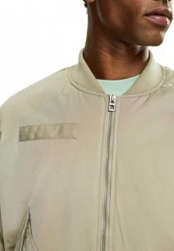 Edc By Esprit RECYCELT: MIT GROSSEN TASCHEN - Bomber Jacket - Pale Khaki 18 Edc By Esprit RECYCELT: MIT GROSSEN TASCHEN - Bomber Jacket - Pale Khaki -edc by Esprit Shop f83400610d0d4268b6290fc808a21330